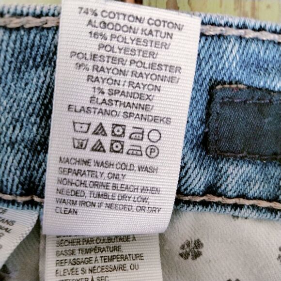 Lucky Brand Hayden Crop Jeans Size 10/30 Slightly Distressed Inseam Approx 26" - Picture 9 of 16